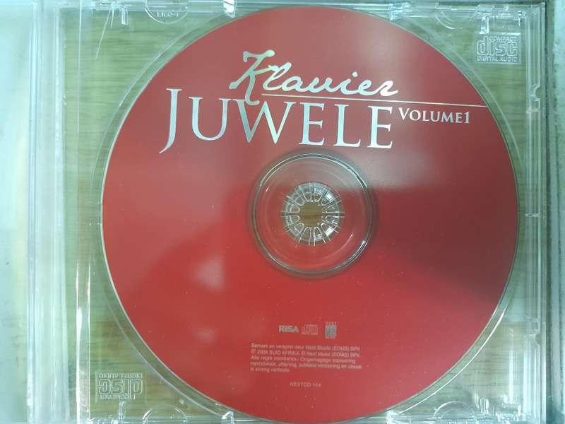 Klavier Juwele - Volume 1  (No Jewel Case Sleeves)