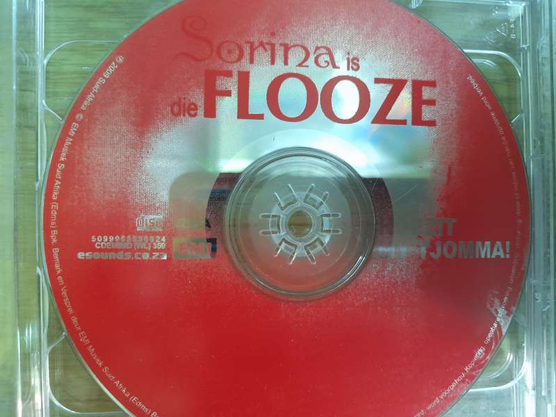 Sorina is die Flooze(No Jewel Case Sleeves)