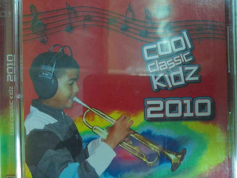Cool Classic Kids 2010 (Double CD)