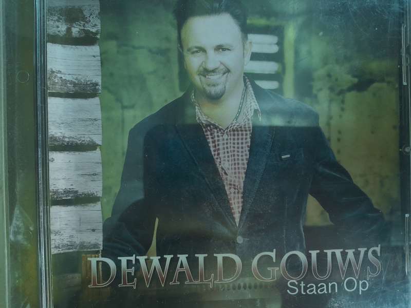 Dewald Gouws - Staan op