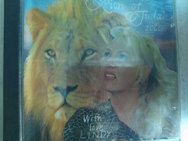 Lindy - Lion of Judah 2000