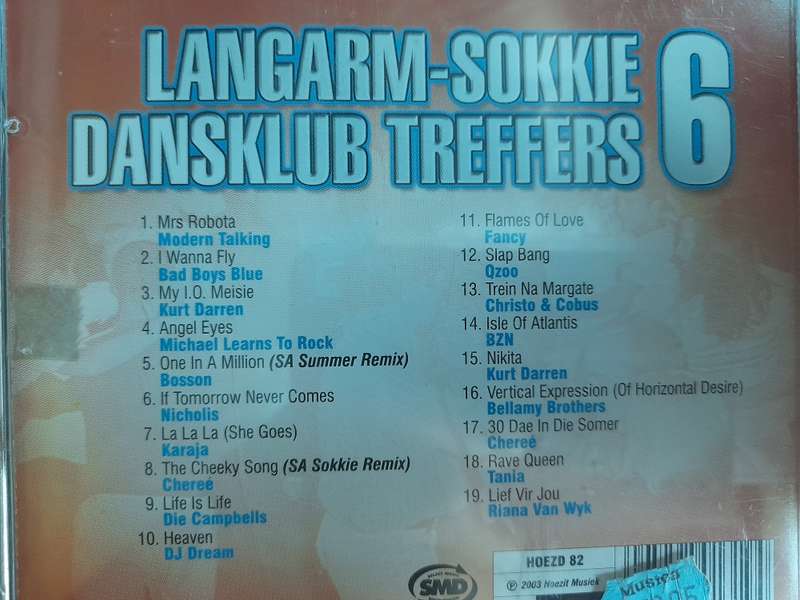 Langarm-sokkie Dansklub treffers 6