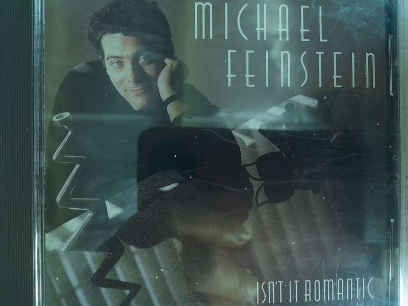 Michael Feinstein - Isn't it romantic