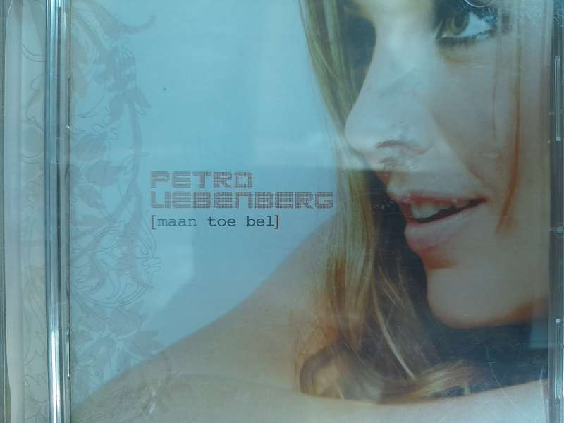 Petro Liebenberg - Maan toe bel