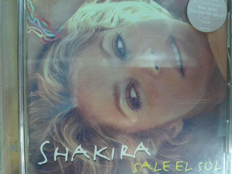 Shakira - Sale el sol