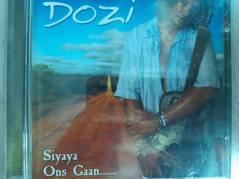 Dozi - Siyaya Ons Gaan