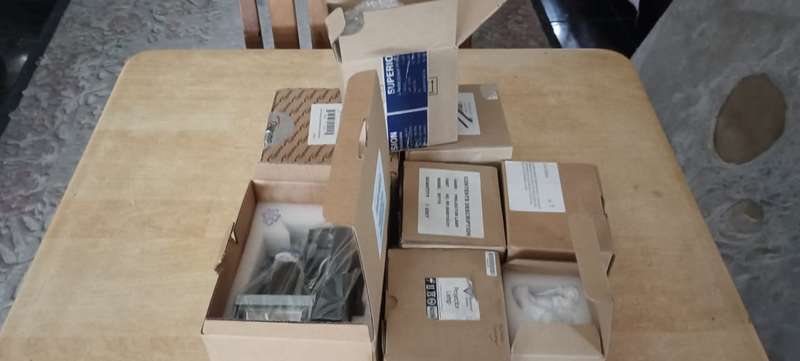 Projector bulbs UNTESTED