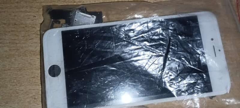 Phones NOT TESTED *AS IS*