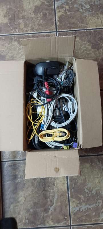PC parts and accessories bundle