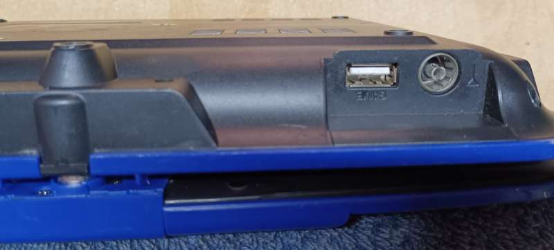 DVD player Harwa ( battery doesn't work)