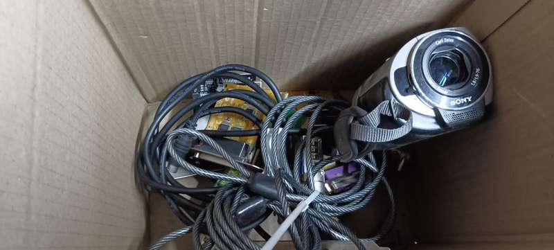 Box of mixed pc cards ect