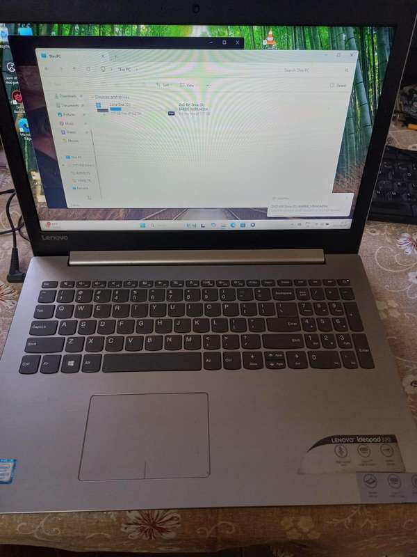Lenovo Ideapad 320 i3 6th gen * see description*