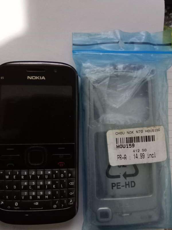 Old phones untested *as is*