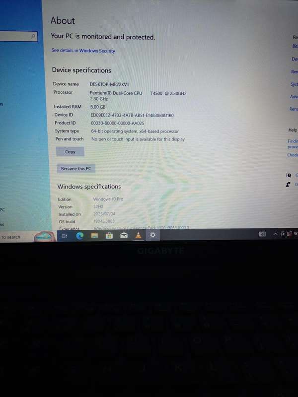 Gigabyte Pentium laptop
