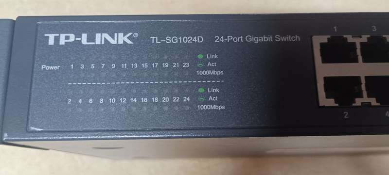 TP Link SG1024D  24 Port Gigabit Switch