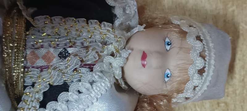 Porcelain Doll- Dolls from around the world French
