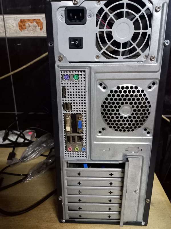 Computer tower I5 1st gen