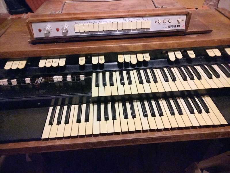 1957 Vintage piano