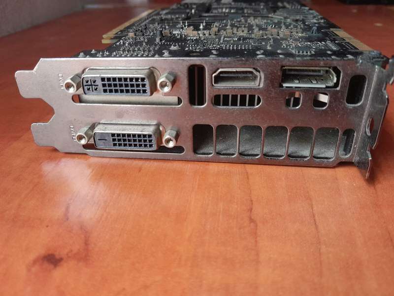 EVGA GeForce GTX 660 TI 2GB GDDR5 DVI, DisplayPort, HDMI
