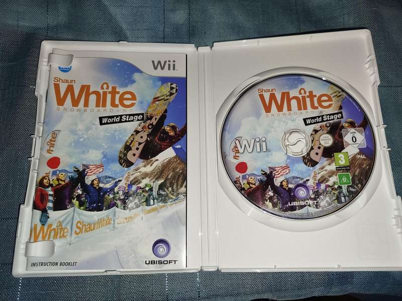 Wii Game Bundle