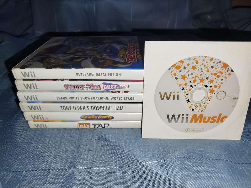 Wii Game Bundle