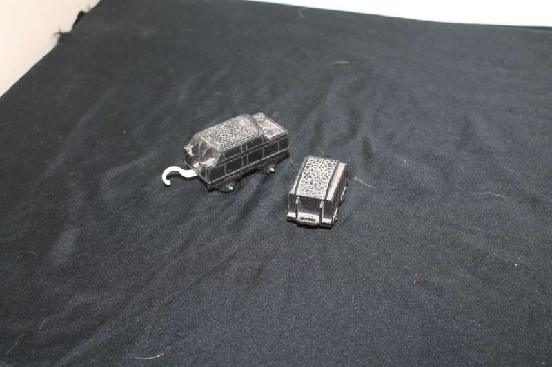 2 Coal Carriages