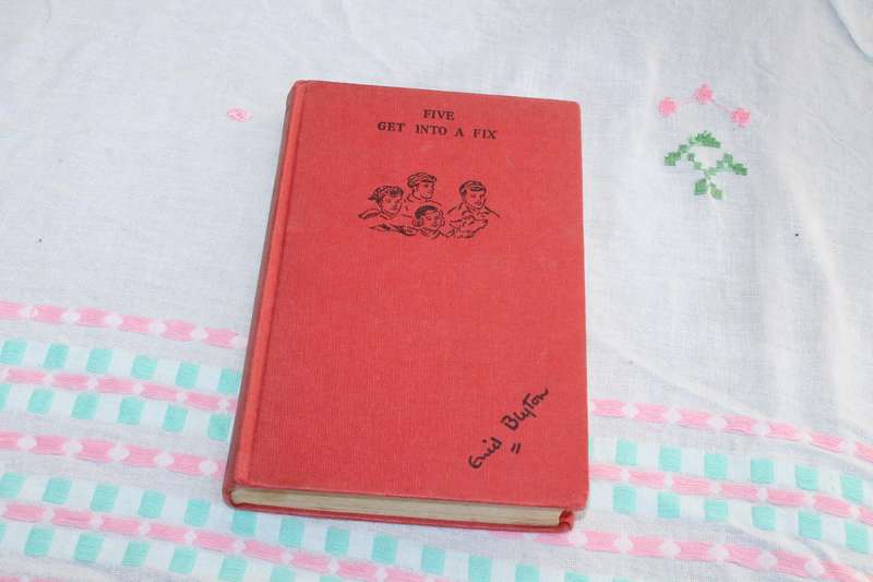 Enid Blyton Five get into a fix