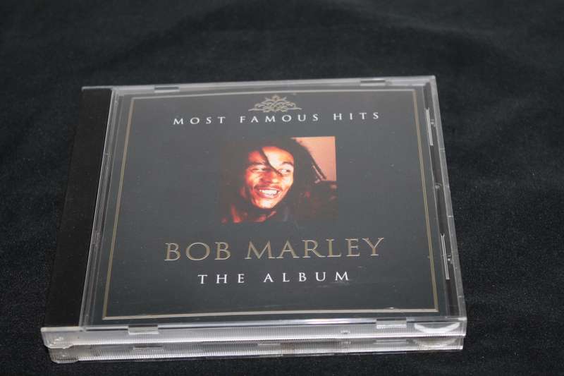 Bob Marley The Album 2 cd's