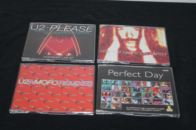 18 U2 Single cd's