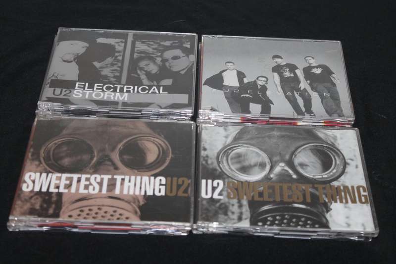18 U2 Single cd's