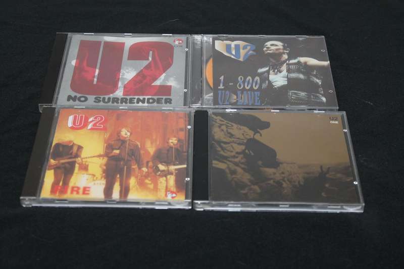 U2  x 12 cd's