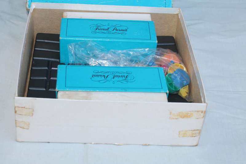 Trivial Pursuit Master Game Young Players