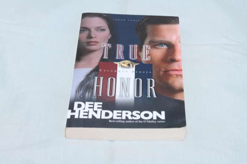 Dee Henderson True Honor