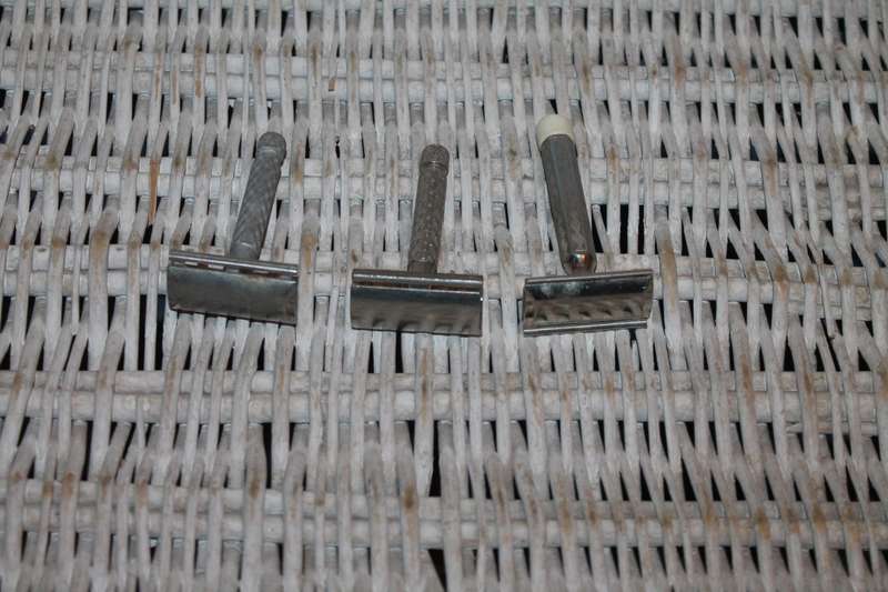 3 Metal Gillette Razors
