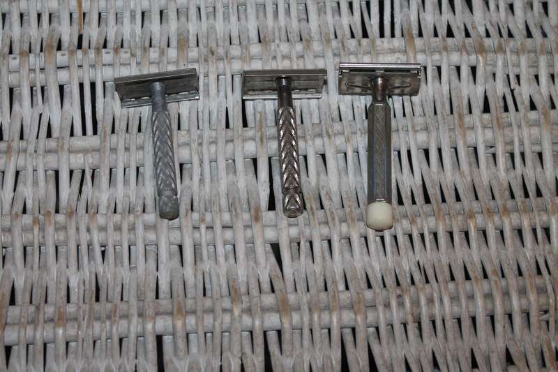 3 Metal Gillette Razors