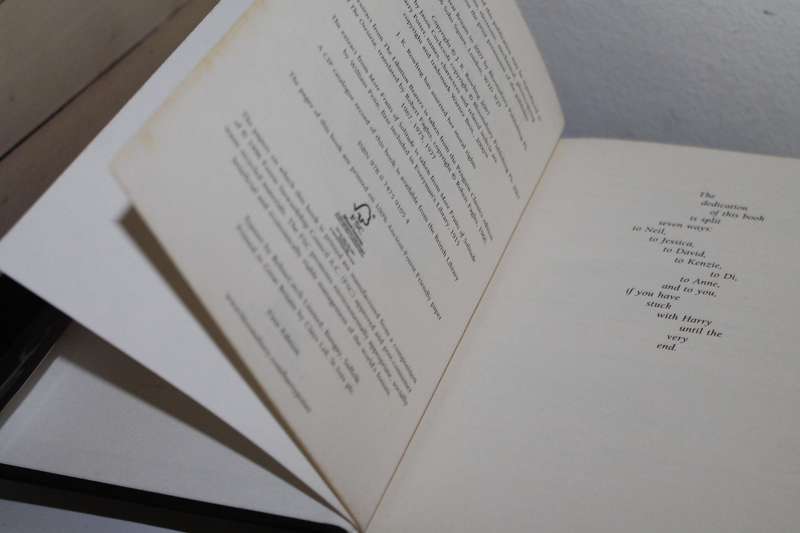 J K Rowling Harry Potter and the deadly Hallow