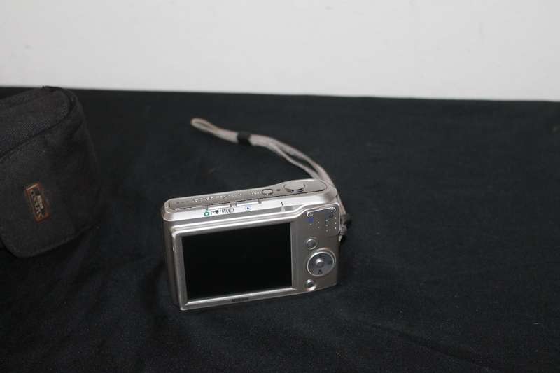 Nikon Coolpix L16