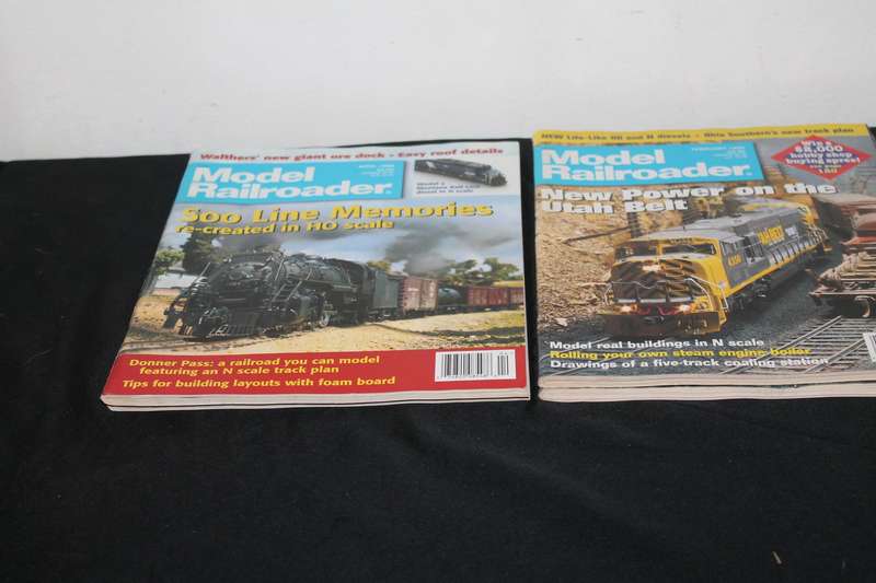 Model Railroader 12 Issues 1998