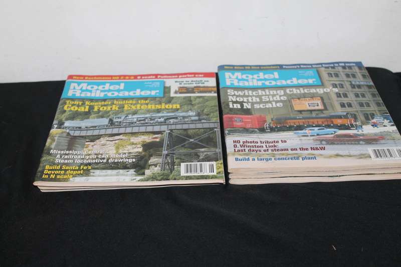 Model Railroader 12 Issues 1998