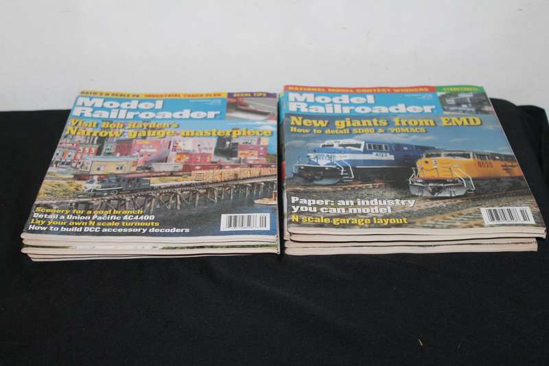 Model Railroader 12 Issues 1998