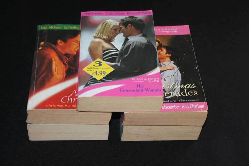 5 Mills and Boon 3 in 1 Stories