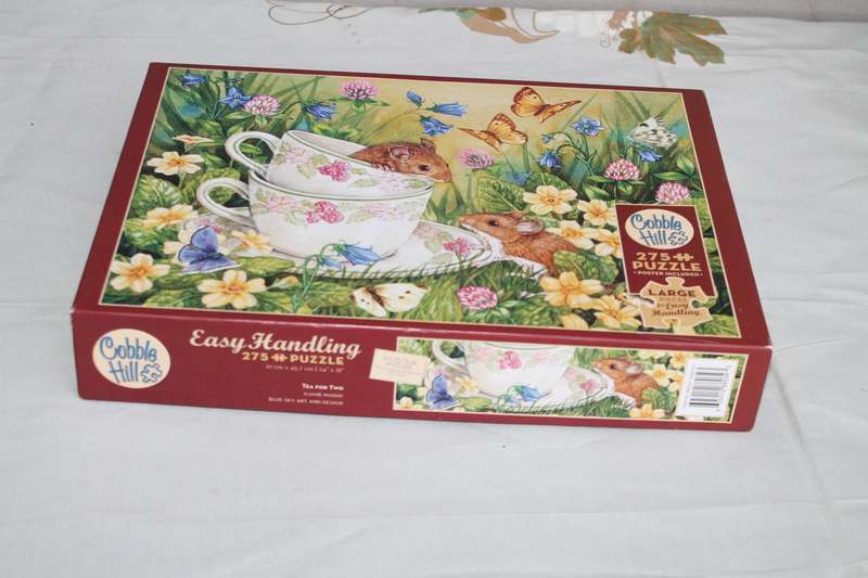 Cobble Hill 275 Puzzle Large Pieces