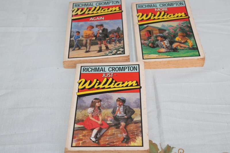 Richard Crompton William 3 books