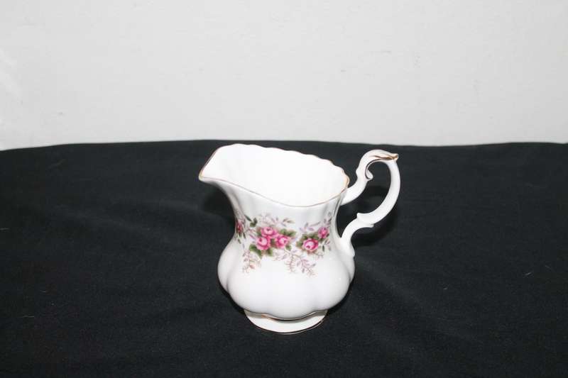 Royal Albert Lavender Rose Milk Jug