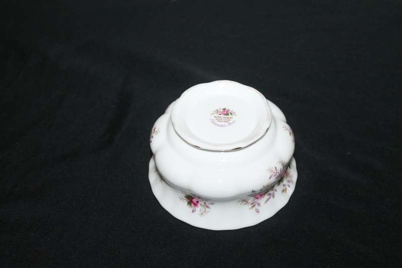 Royal Albert Lavender Rose Sugar Bowl