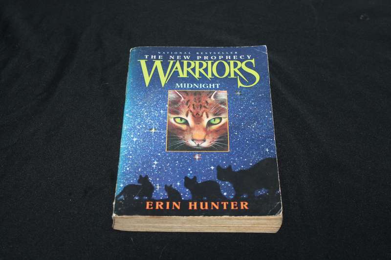 Erin Hunter Warrior Midnight