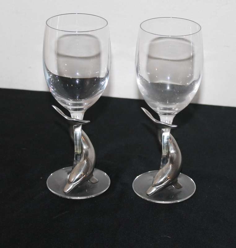 2 Frankli Wild Champagne Glasses with Dolphin Stems
