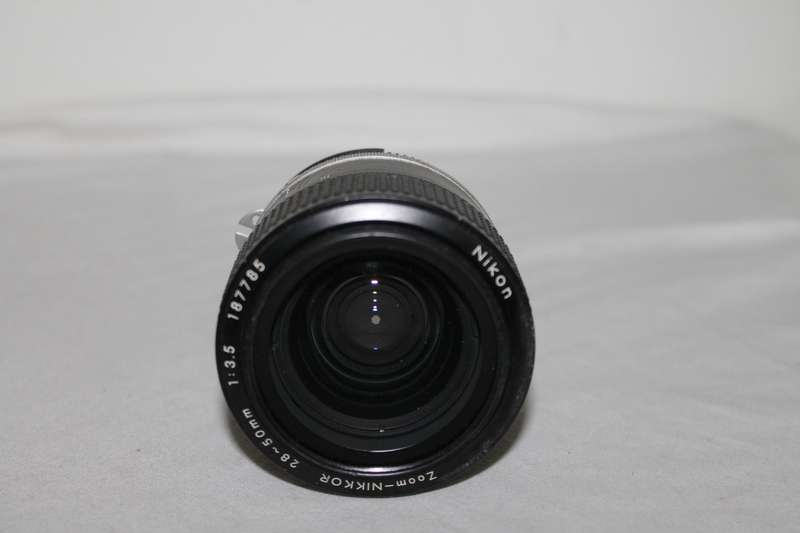 Nikon Nikkor Zoom 28-50mm
