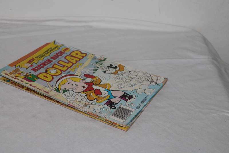 3 Richie Rich comics