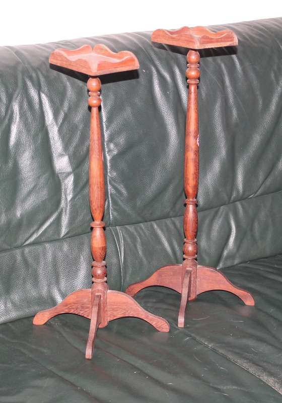 Set of 2 wooden Card Holders
